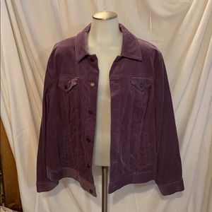 Button down jacket with four pockets